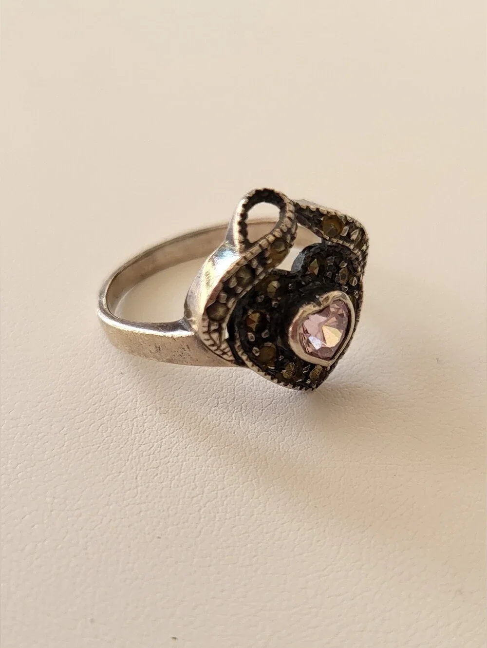 Vintage 925 Sterling Silver Pink CZ  Marcasite Heart Ring